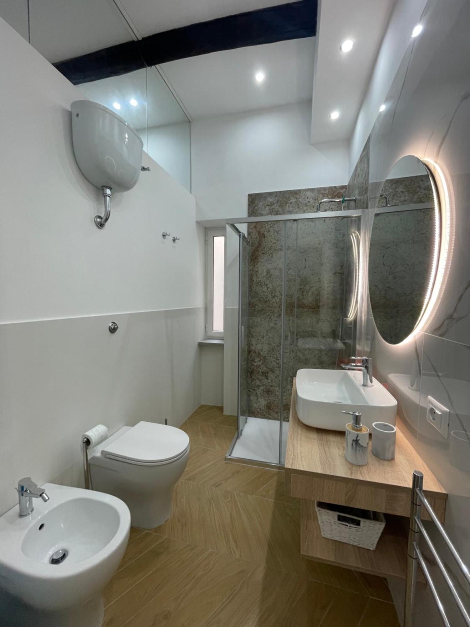 Gennarino Apartments - Panorama Suite With Balcony And Urban Loft Neapel Exterior foto