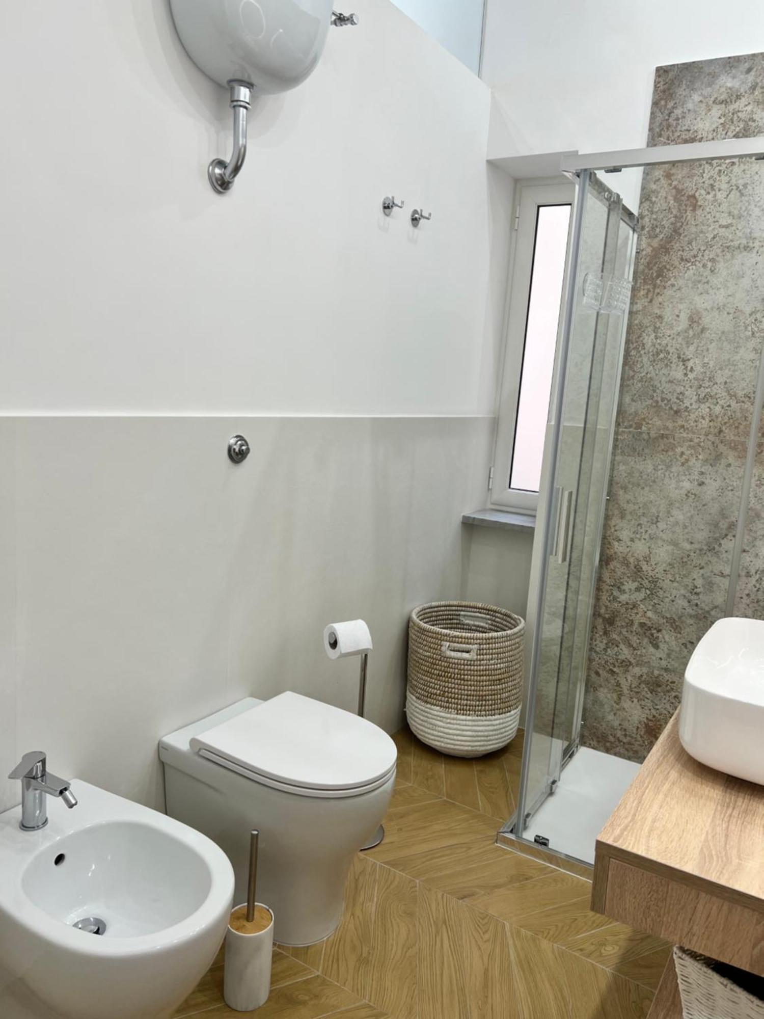 Gennarino Apartments - Panorama Suite With Balcony And Urban Loft Neapel Exterior foto
