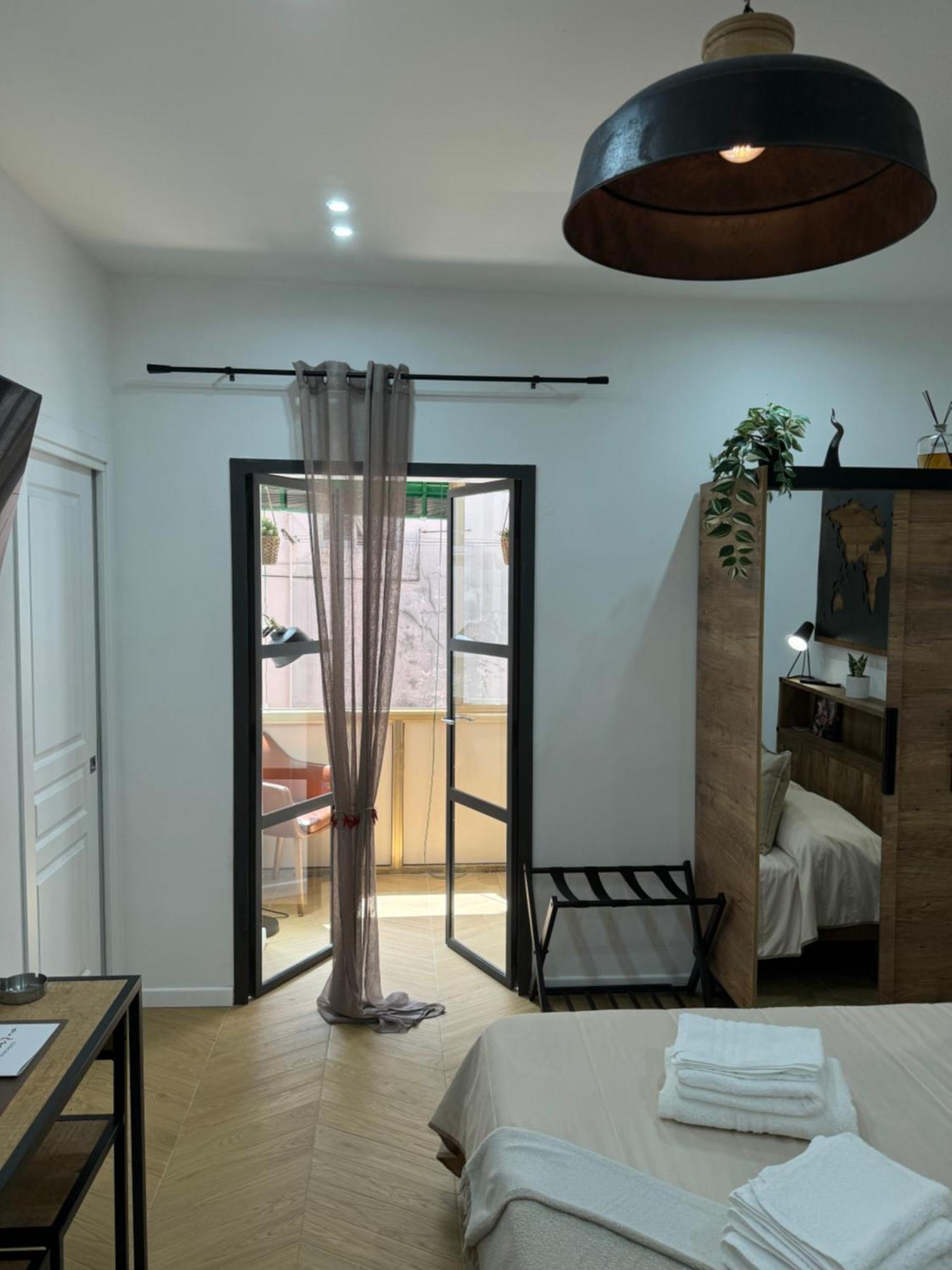 Gennarino Apartments - Panorama Suite With Balcony And Urban Loft Neapel Exterior foto