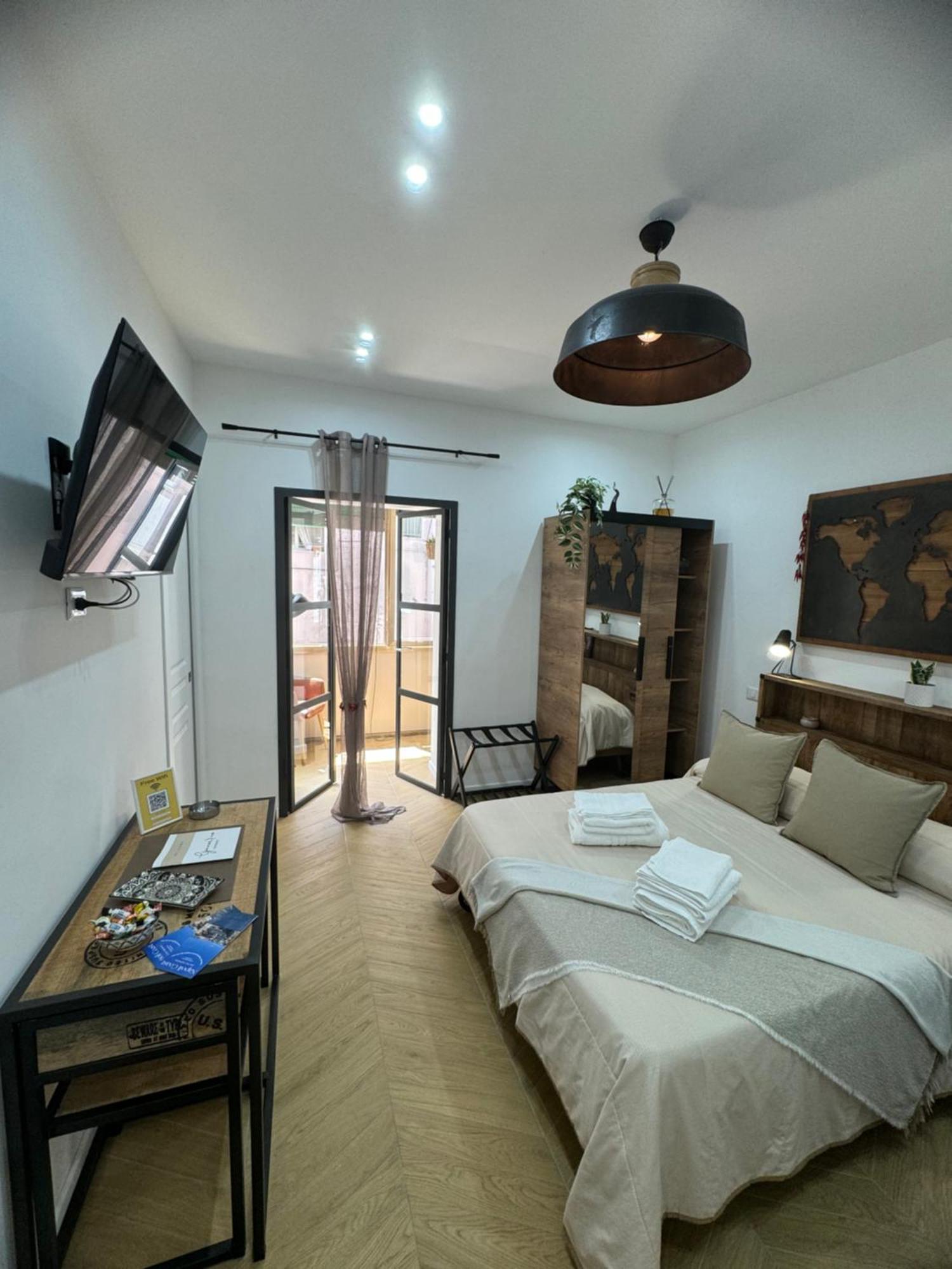 Gennarino Apartments - Panorama Suite With Balcony And Urban Loft Neapel Exterior foto